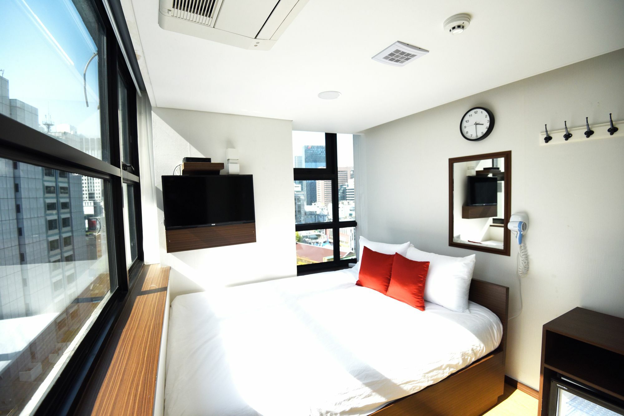 57 Myeongdong 2*