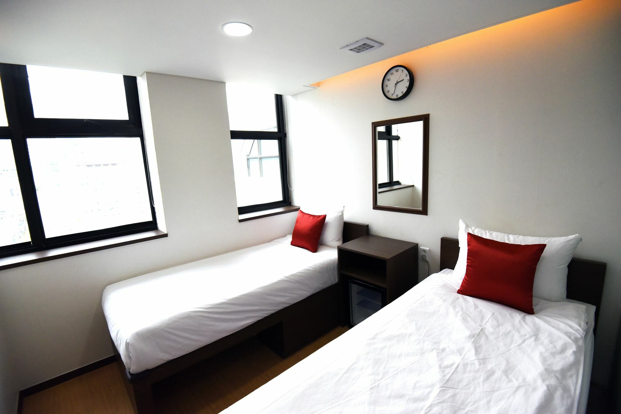 57 Myeongdong Hotel