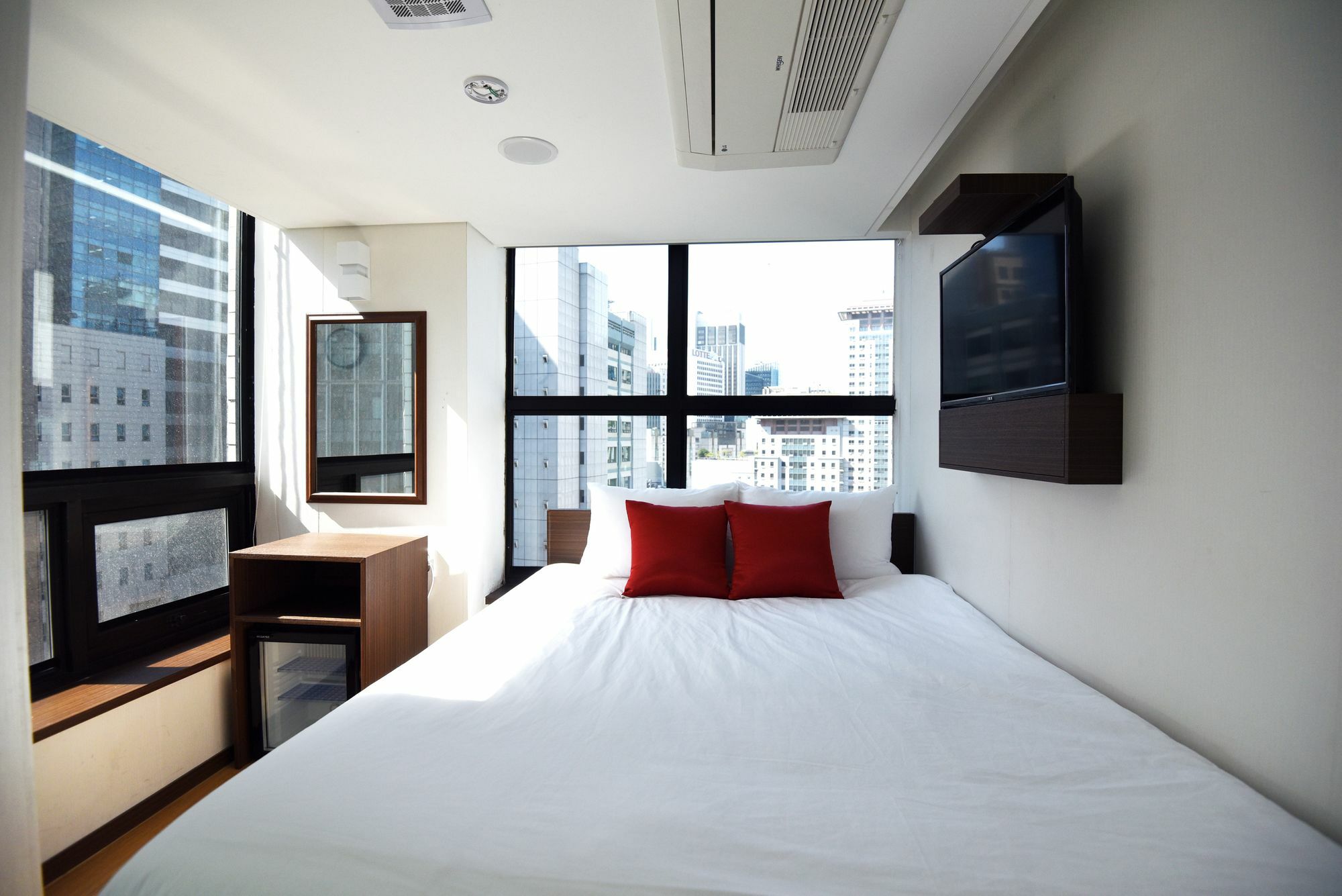 57 Myeongdong Hotel