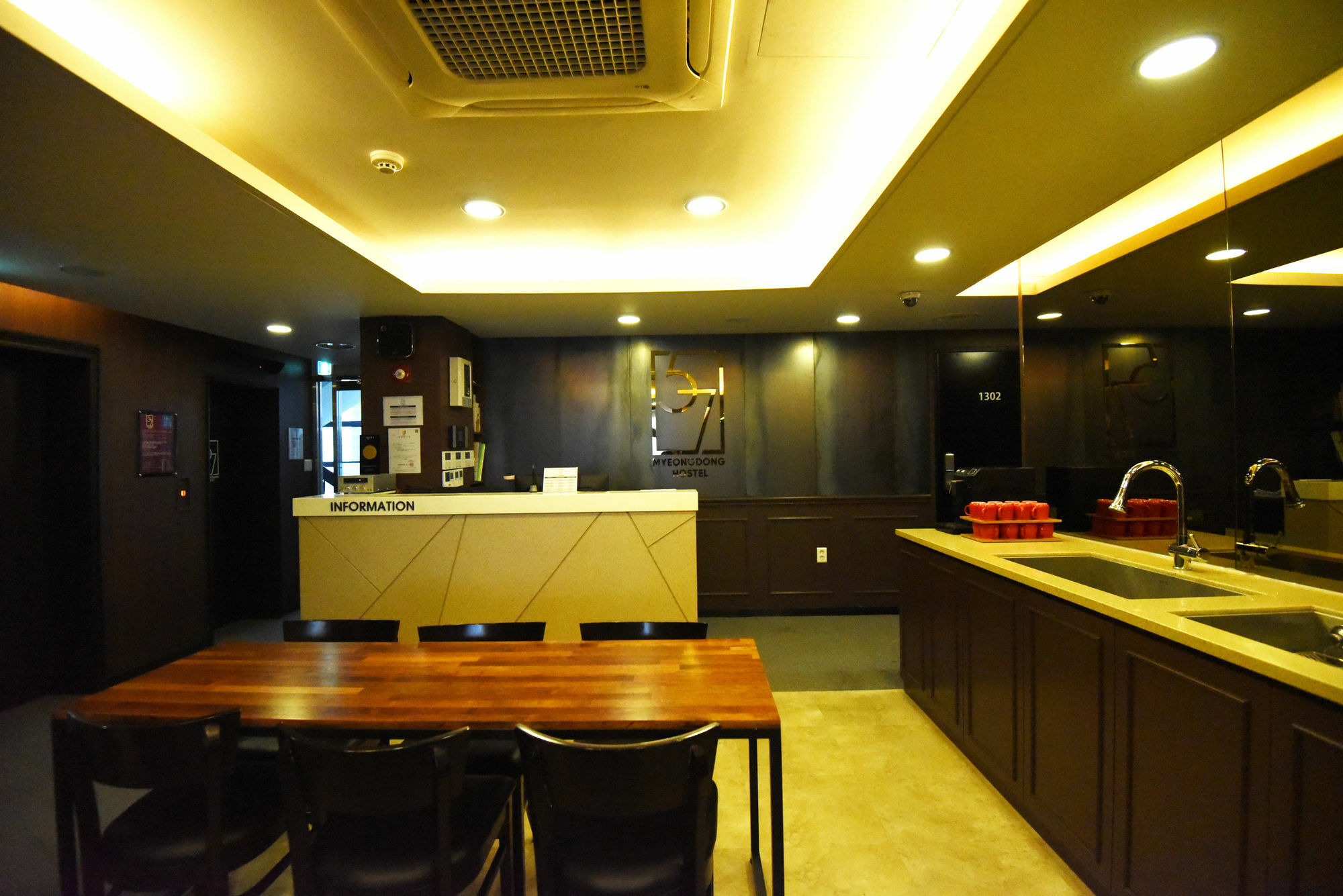 57 Myeongdong Hotel