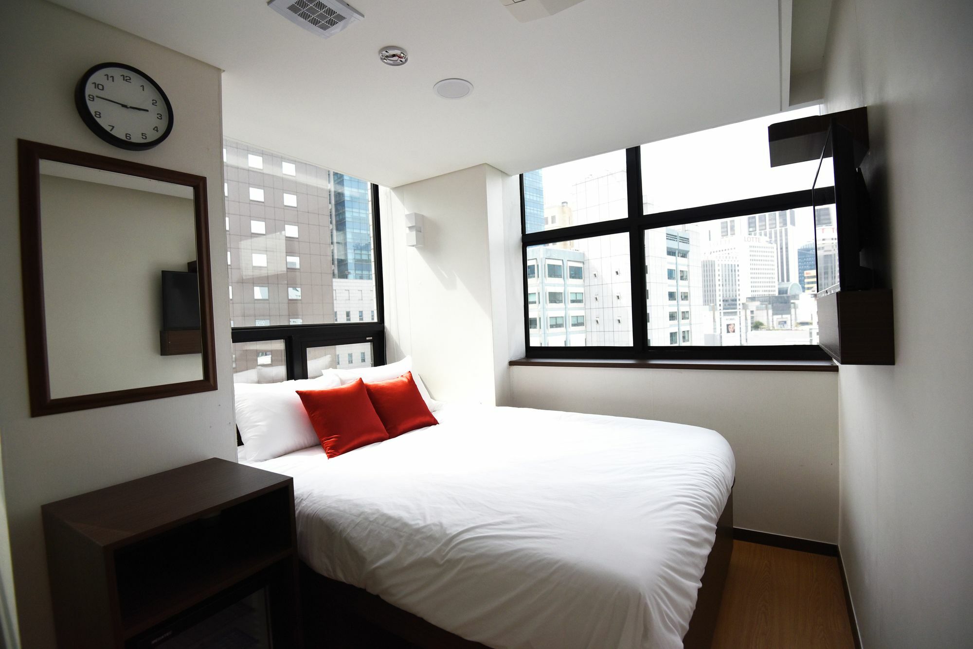 57 Myeongdong Hotel